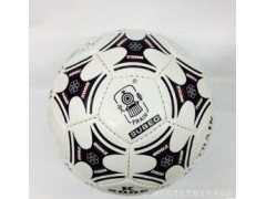正品火车头足球K2008经典4号PU手缝足球进口PU皮革耐用结实图3