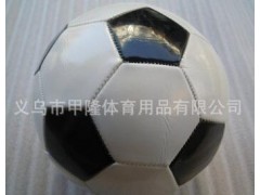 批发 标准5号PU机缝足球 训练11人制经典黑白块巴西世界杯足球图3