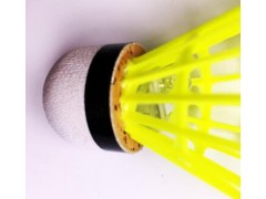 荐 威林顿尼龙羽毛球 带彩色LED闪光灯休闲运动耐打塑料球 批发图2