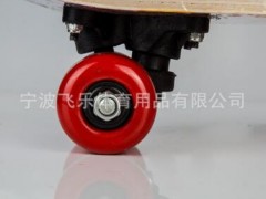 儿童滑板 四轮滑板 户外运动滑板图1
