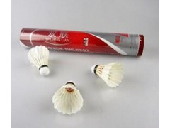 供应 双联5号耐打羽毛球图2
