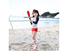 新款防晒儿童泳衣 时尚日系棒球宝贝女童分体泳衣 游泳帽三件套图3