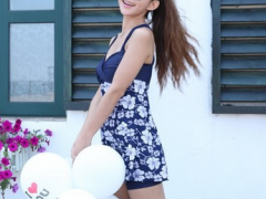 温泉泳衣女大胸小胸钢托聚拢连体平角裙式保守显瘦遮肚时尚游泳衣图3
