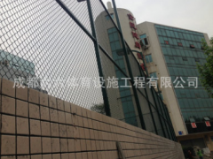 学校运动场围网护栏 户外体育场围网高速公路防护网车间仓库丝网图2