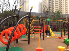 现场铺设安全地垫，户外橡胶地垫 彩色颗粒整铺彩色橡胶地垫图3