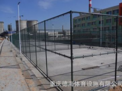重庆球场围网供应商 定制恰好时PE包塑篮球场网球场围网图2