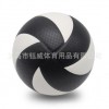 厂家专业定制5号标准黑白热粘合无缝贴皮PU软式充气沙滩排球