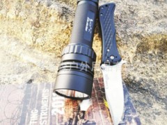 远射1200流明超亮强光手电筒，充电磁控，带电量指示图1