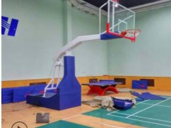 手动液压篮球架厂家直销学校移动篮球架户外比赛标准箱体篮球架图2