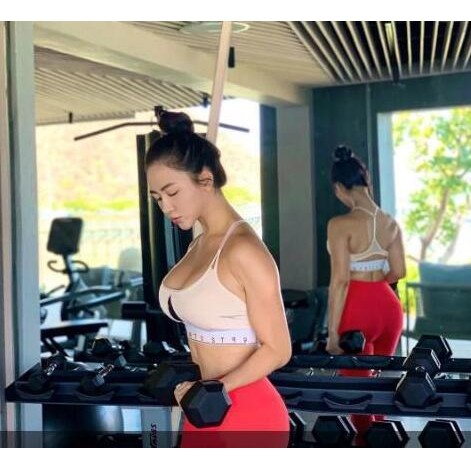 科学健身练出小蛮腰
