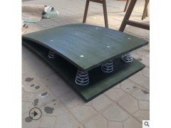 体操跳板弹簧助跳板训练跳板武术跳远器材弹簧助跳板厂家图3