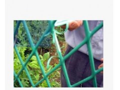 厂家直销工厂仓库隔离网 Q235低碳钢板护栏网 小区垃圾房护栏网图3