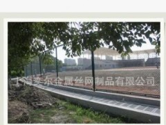 厂家直销体育场护栏网 低碳钢丝围网 体育场球场勾花安全围网图3