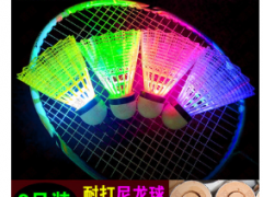 3只装耐打 软木尼龙LED发光羽毛球 红绿蓝夜光羽毛球 厂家直销图2