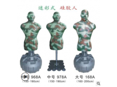 刺杀训练人型靶迷彩色模拟假人刺杀训练假人人型刺杀训练靶硅胶人图1