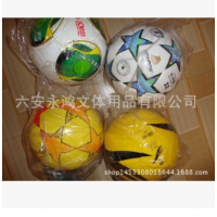 【厂家直销】供应5号PU胶粘足球，无缝TPU贴皮足球pvc胶粘足球，