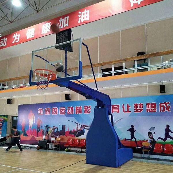 体育场电动液压篮球架 手动液压升降篮球架移动行走篮球架图3