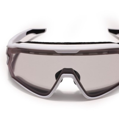 钜保工厂新款智彩片运动太阳眼镜磁吸可卡近视内框骑行眼镜现货