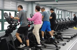 上海推出长者运动健康之家——老年人有了家门口的专属健身房